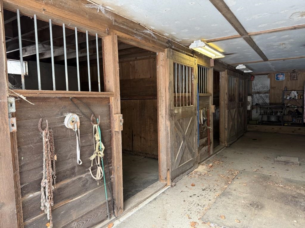 118 Winnicutt Road Stratham, NH 03885 - Photo 14 of 17