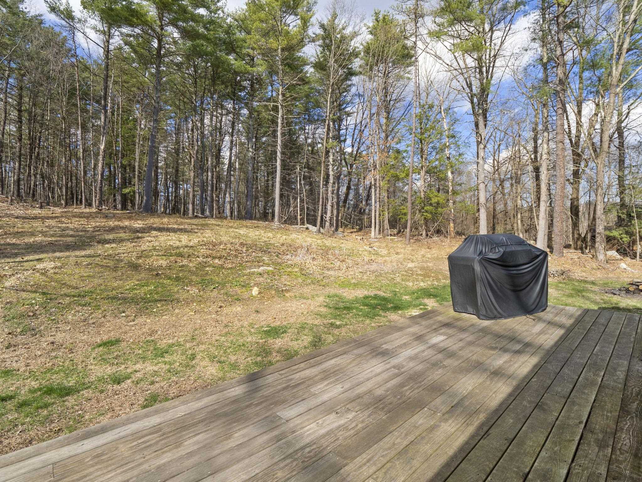 9 Valley Road Hampstead, NH 03841 - Photo 28 of 38