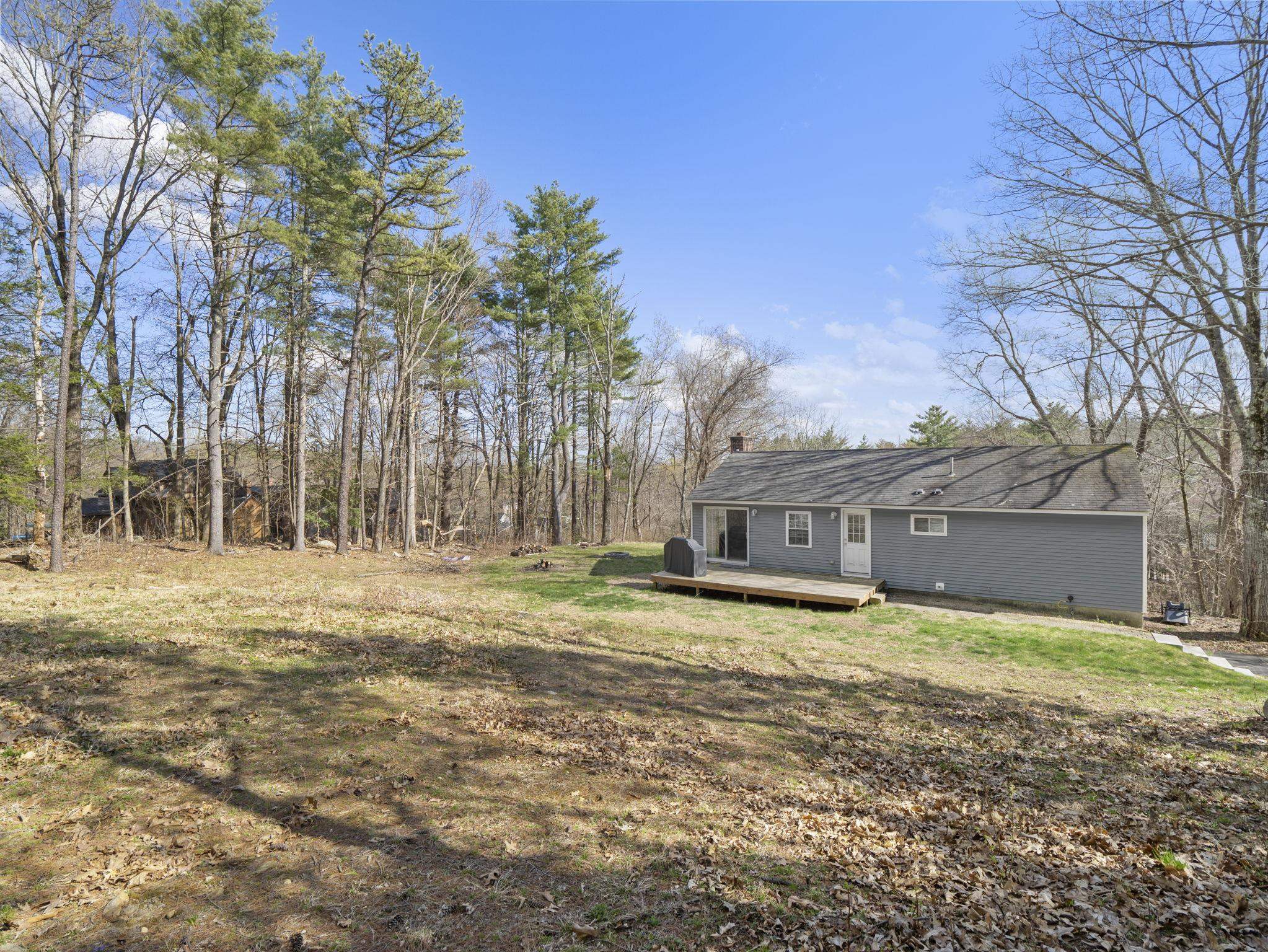 9 Valley Road Hampstead, NH 03841 - Photo 31 of 38