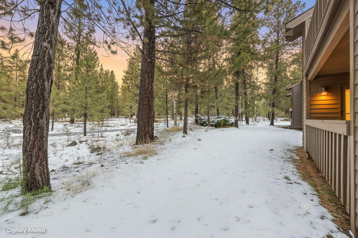 57373 Beaver Ridge Loop, Unit 27 Sunriver, OR 97707 - Photo 30 of 34 2025_12_22_57373_beaver_ridge_loop_unit2