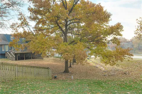 $369,000 | 3828 Northeast Beechwood Drive, Lee's Summit, MO 64064