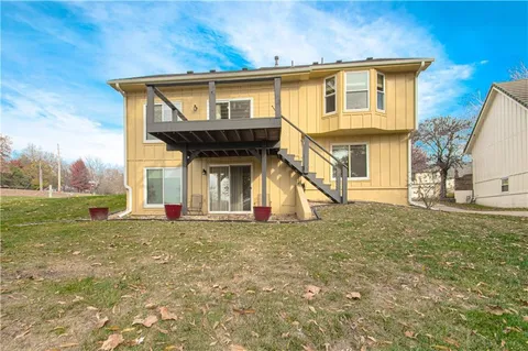 $369,000 | 3828 Northeast Beechwood Drive, Lee's Summit, MO 64064