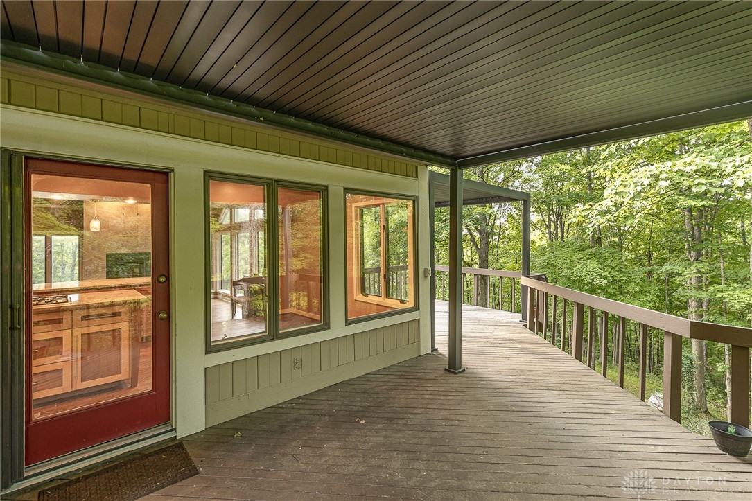 18 Locust Hill Road Cincinnati, OH 45245 - Photo 24 of 33 Gallery Image 24