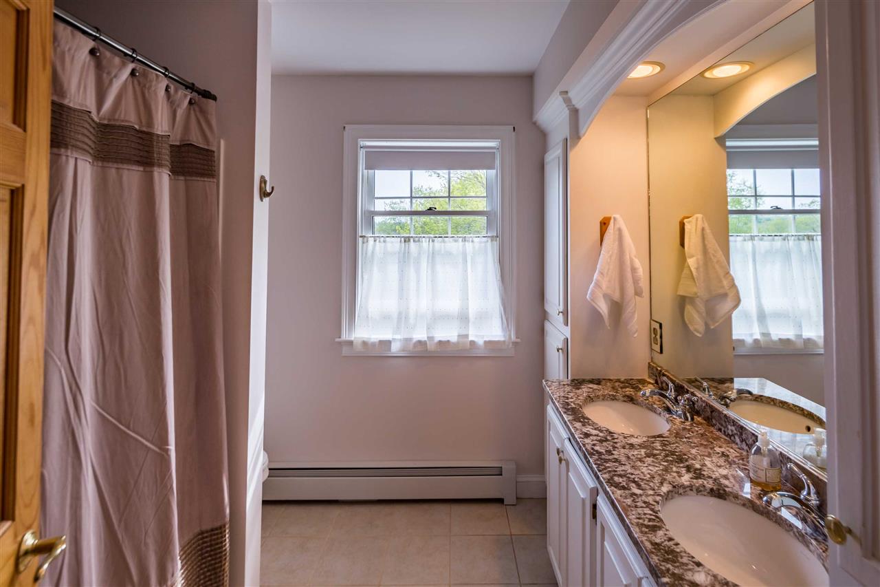 154 South Road North Hampton, NH 03862 - Photo 16 of 21