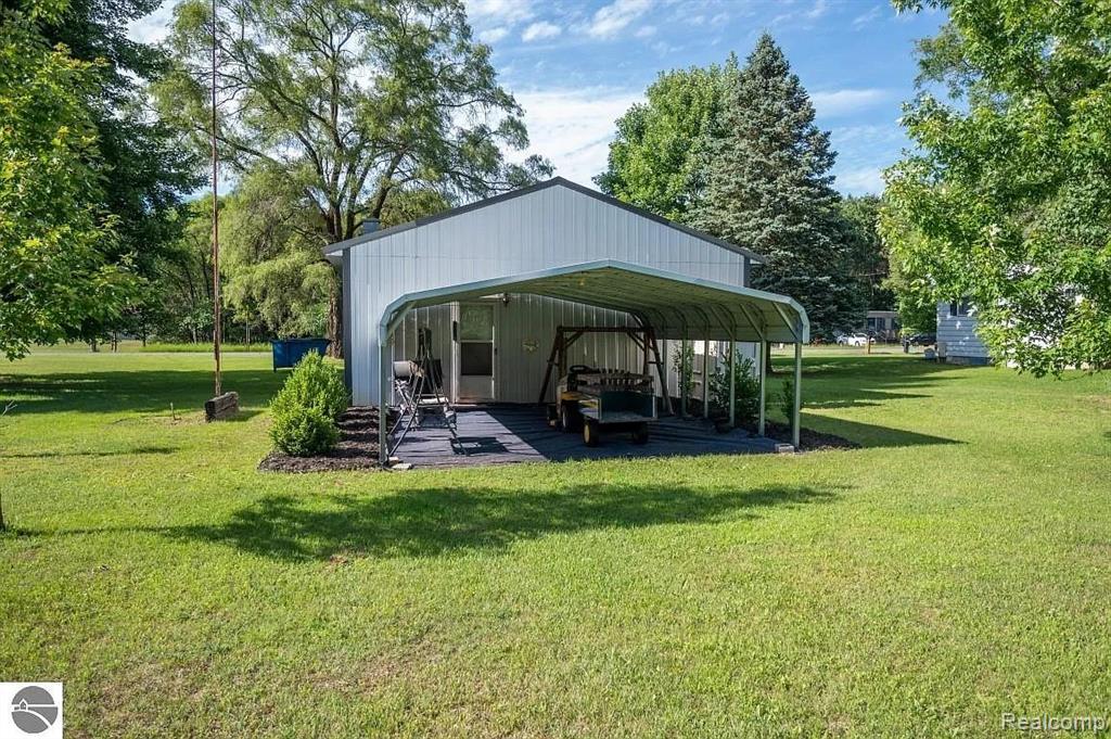 6365 West Airline Road Weidman, MI 48893 - Photo 8 of 31