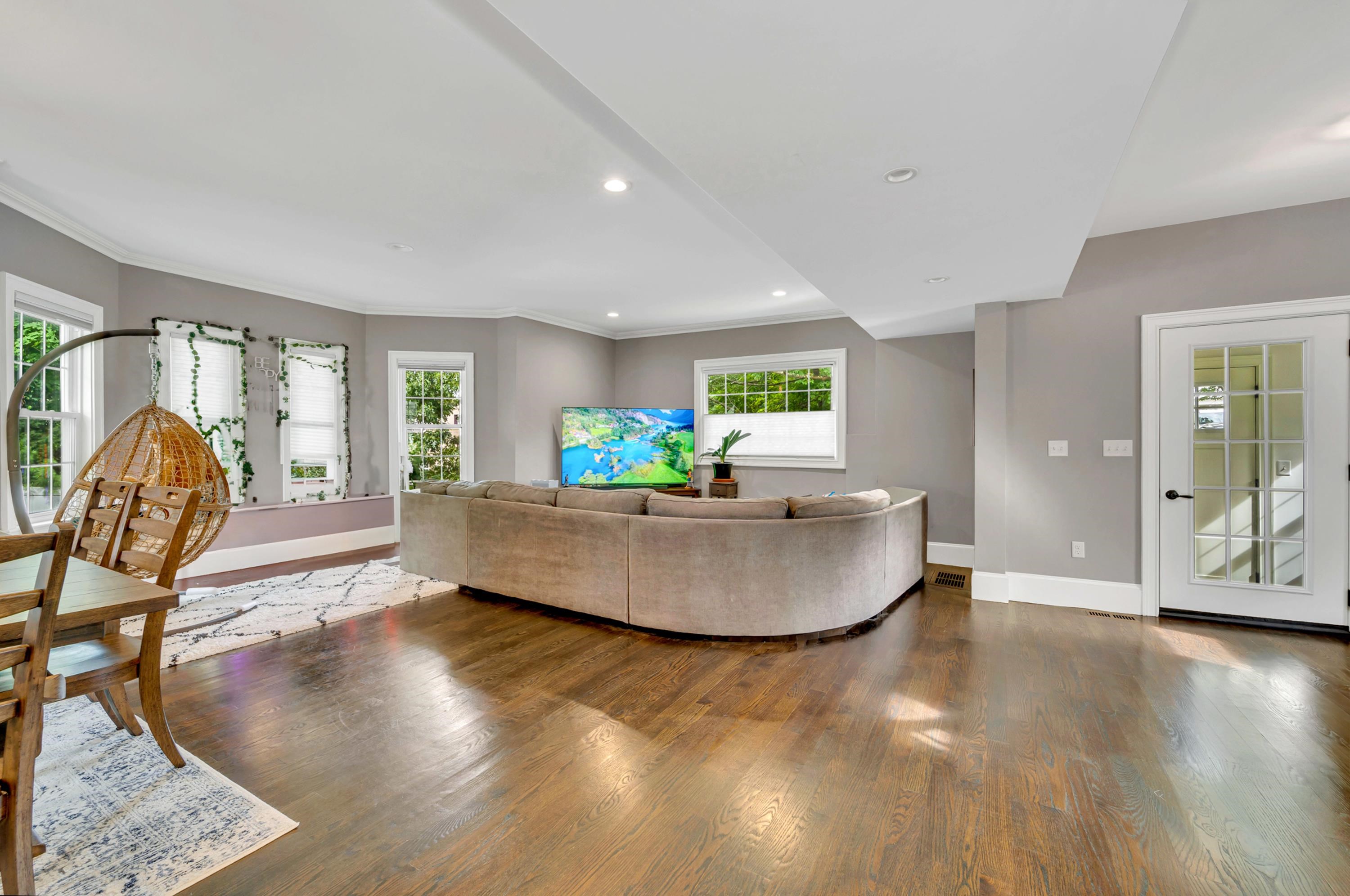 3 Highet Avenue Woburn, MA 01801 - Photo 13 of 35