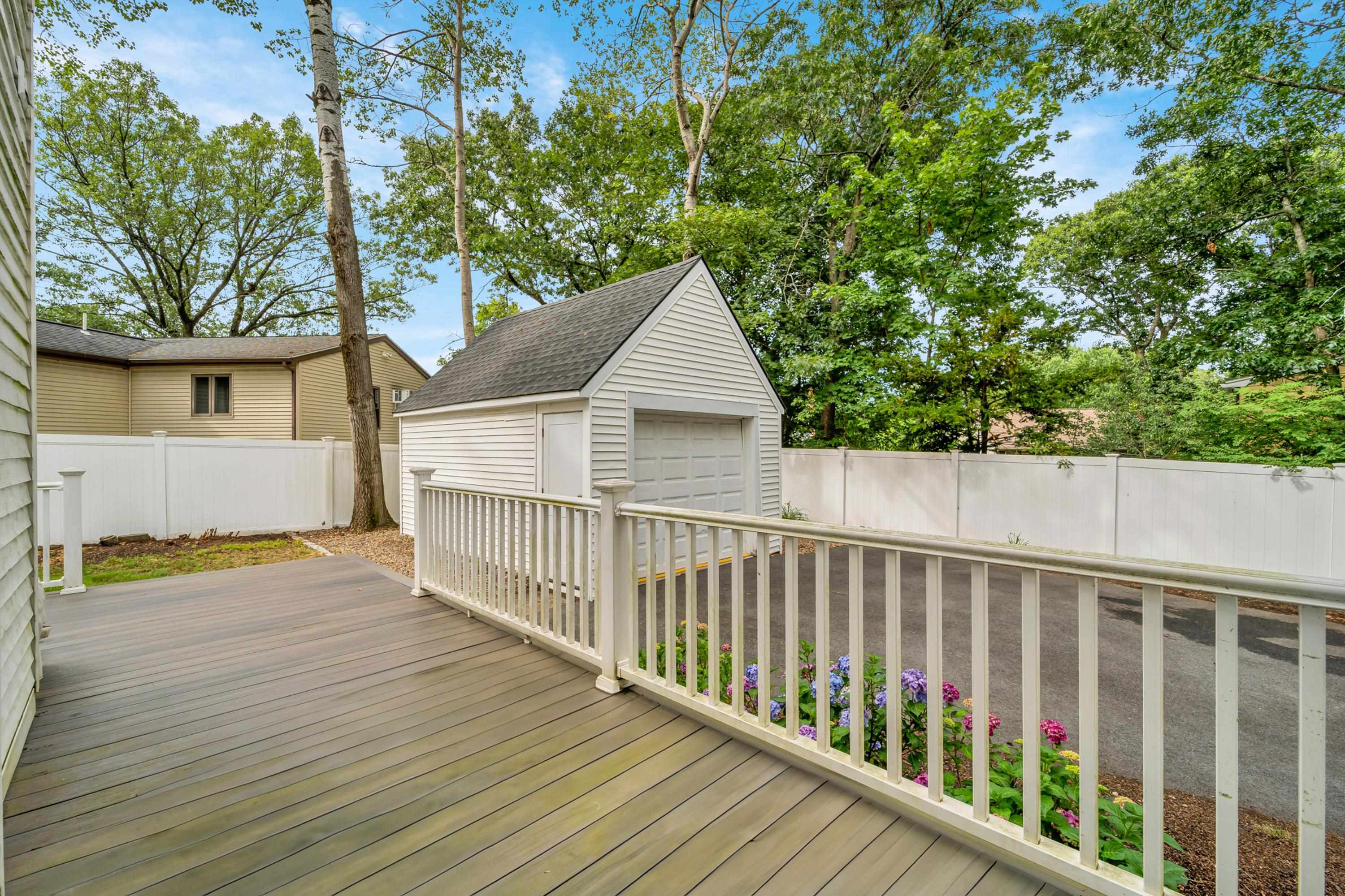 3 Highet Avenue Woburn, MA 01801 - Photo 17 of 35