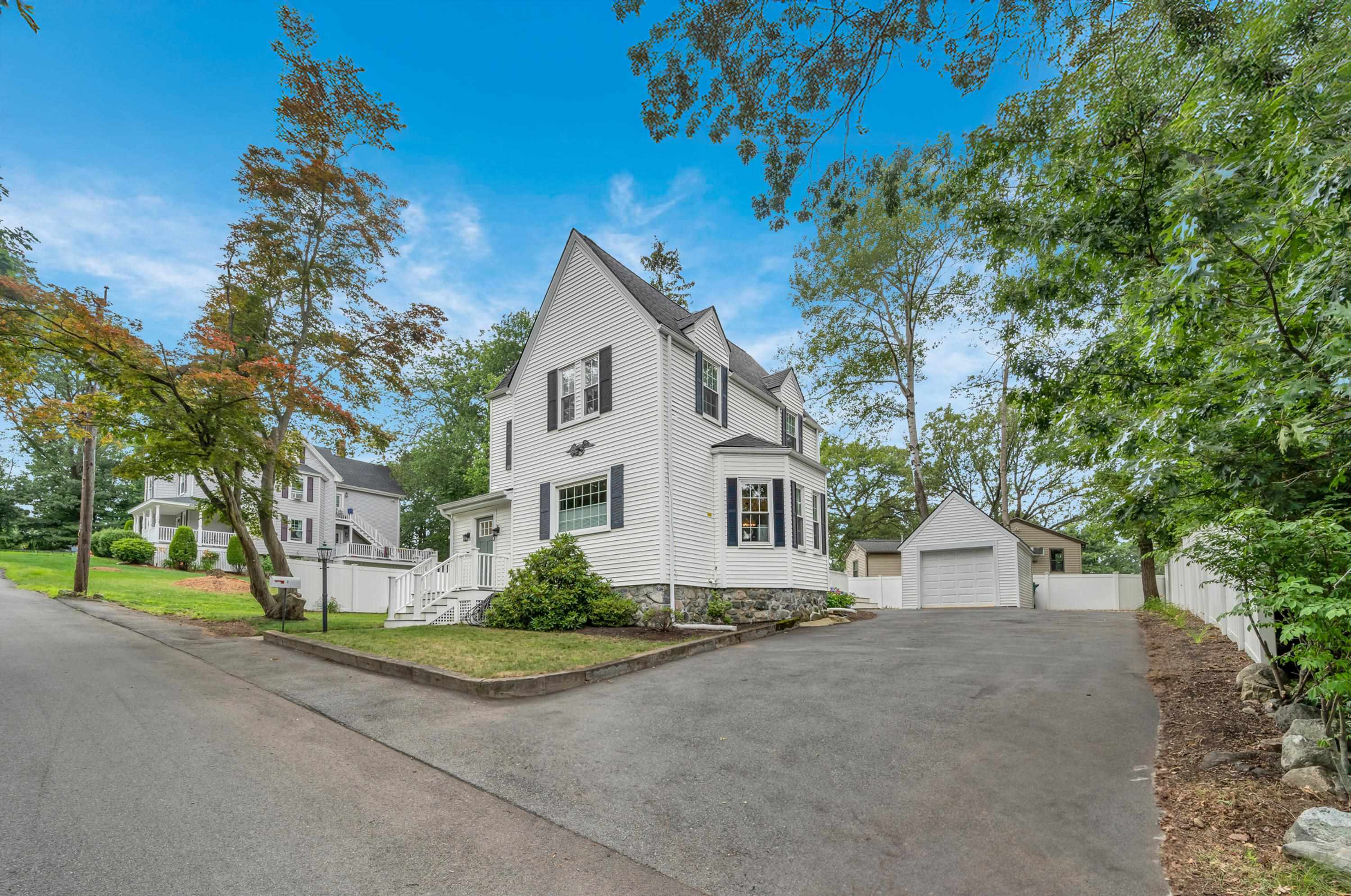 3 Highet Avenue Woburn, MA 01801 - Photo 2 of 35