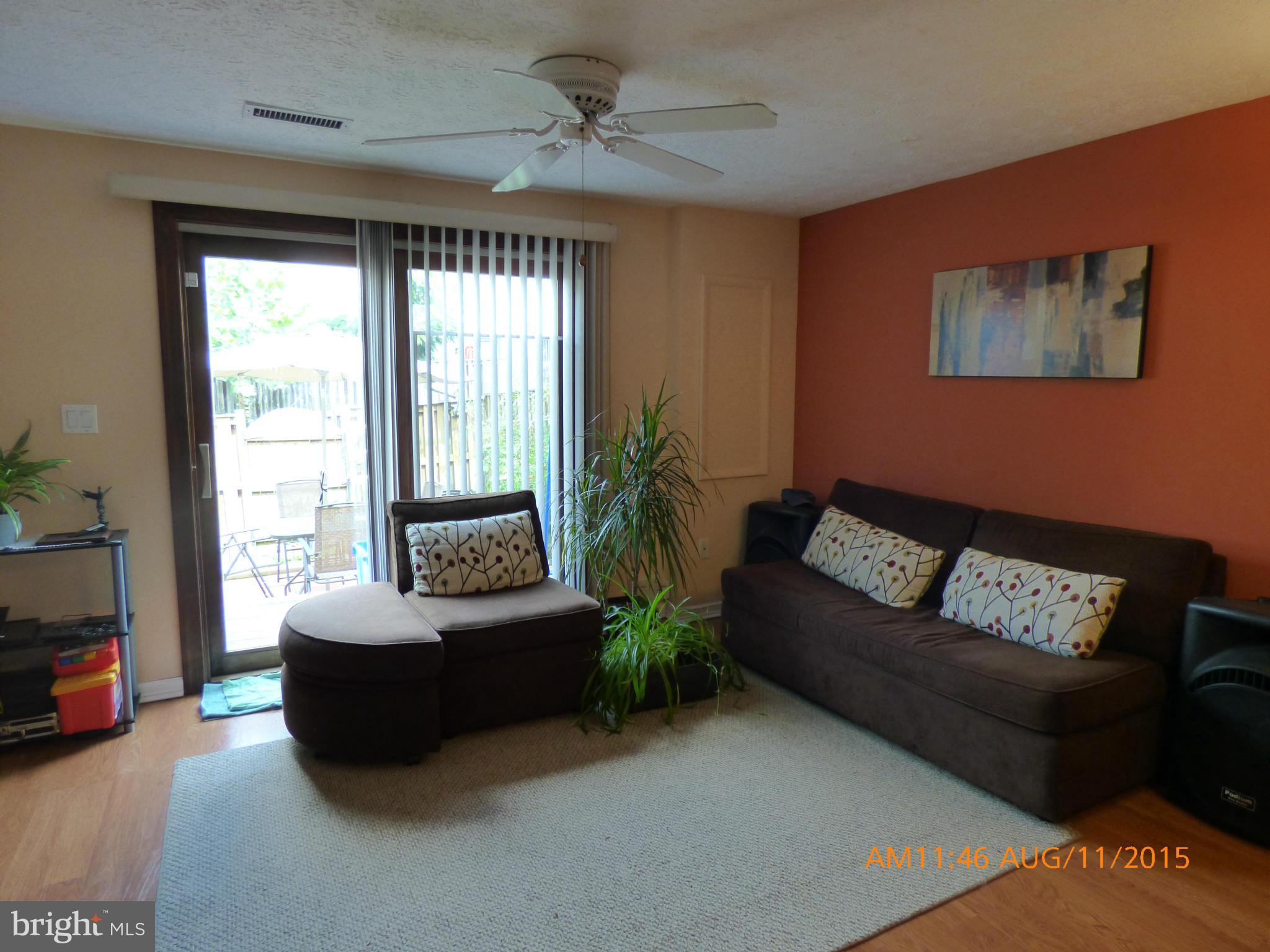 12533 Cross Ridge Way Germantown, MD 20874 - Photo 2 of 12 Interior (General)