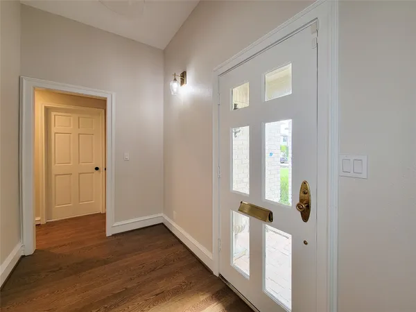 $8,000 | 6130 Valley Forge Drive, Houston, TX 77057