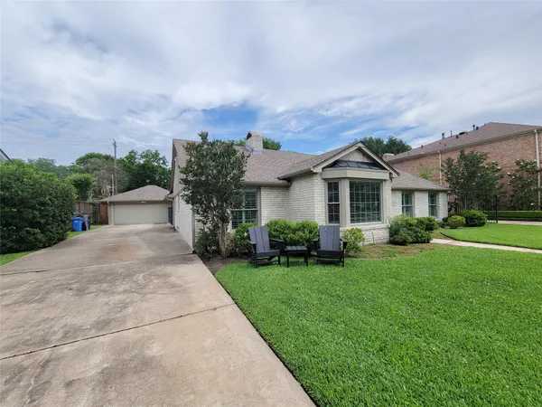 $8,000 | 6130 Valley Forge Drive, Houston, TX 77057