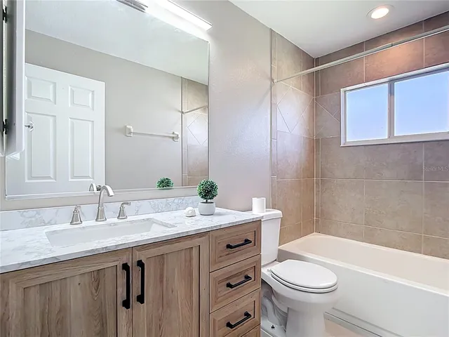 $291,500 | 35 Mark Twain Lane, Rotonda West, FL 33947