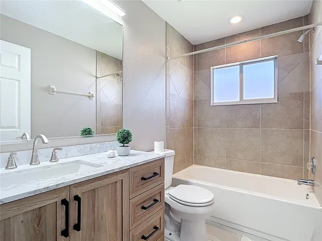 $291,500 | 35 Mark Twain Lane, Rotonda West, FL 33947