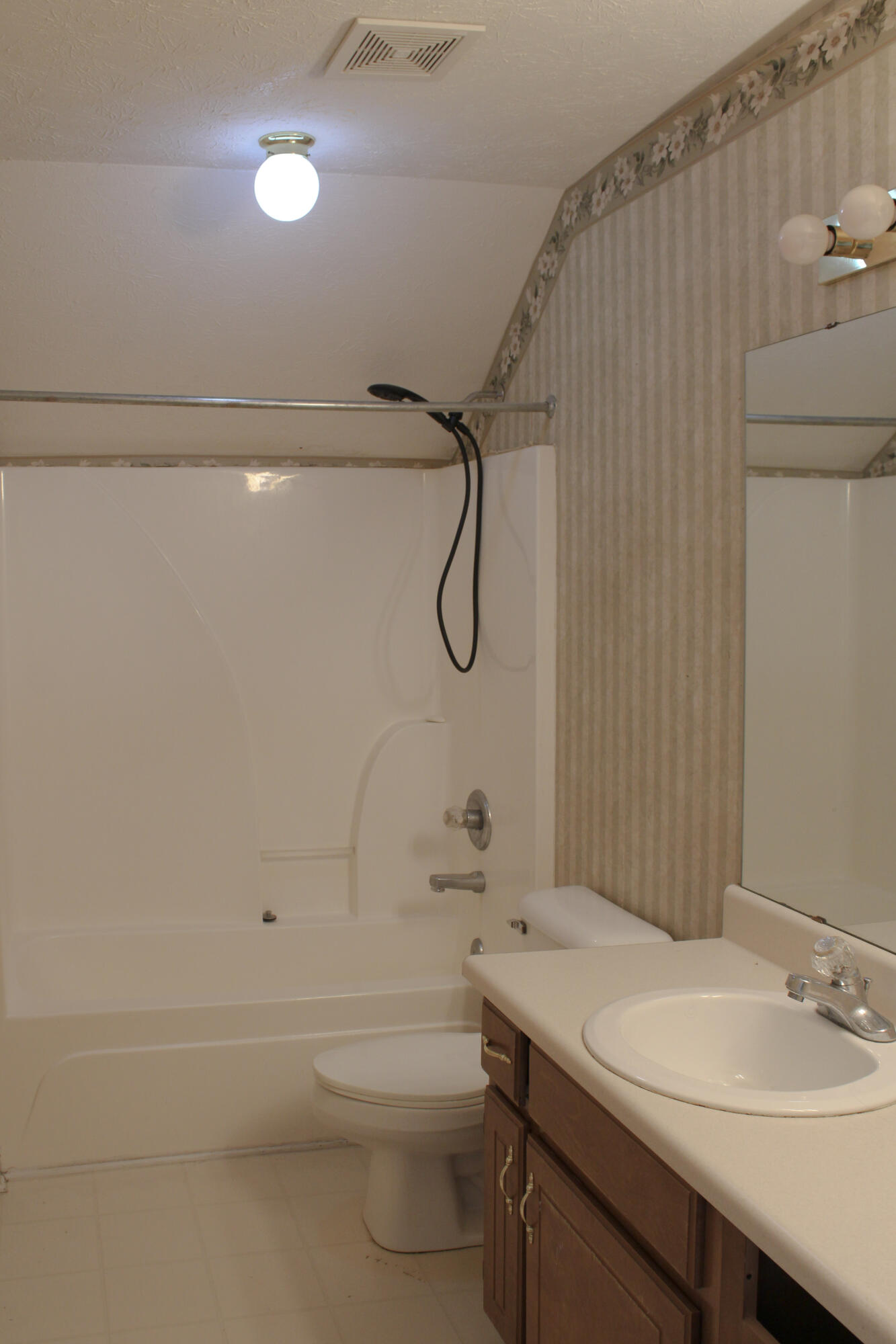 1276 Chase Meadows Circle Hixson, TN 37343 - Photo 23 of 29 23-IMG_3033