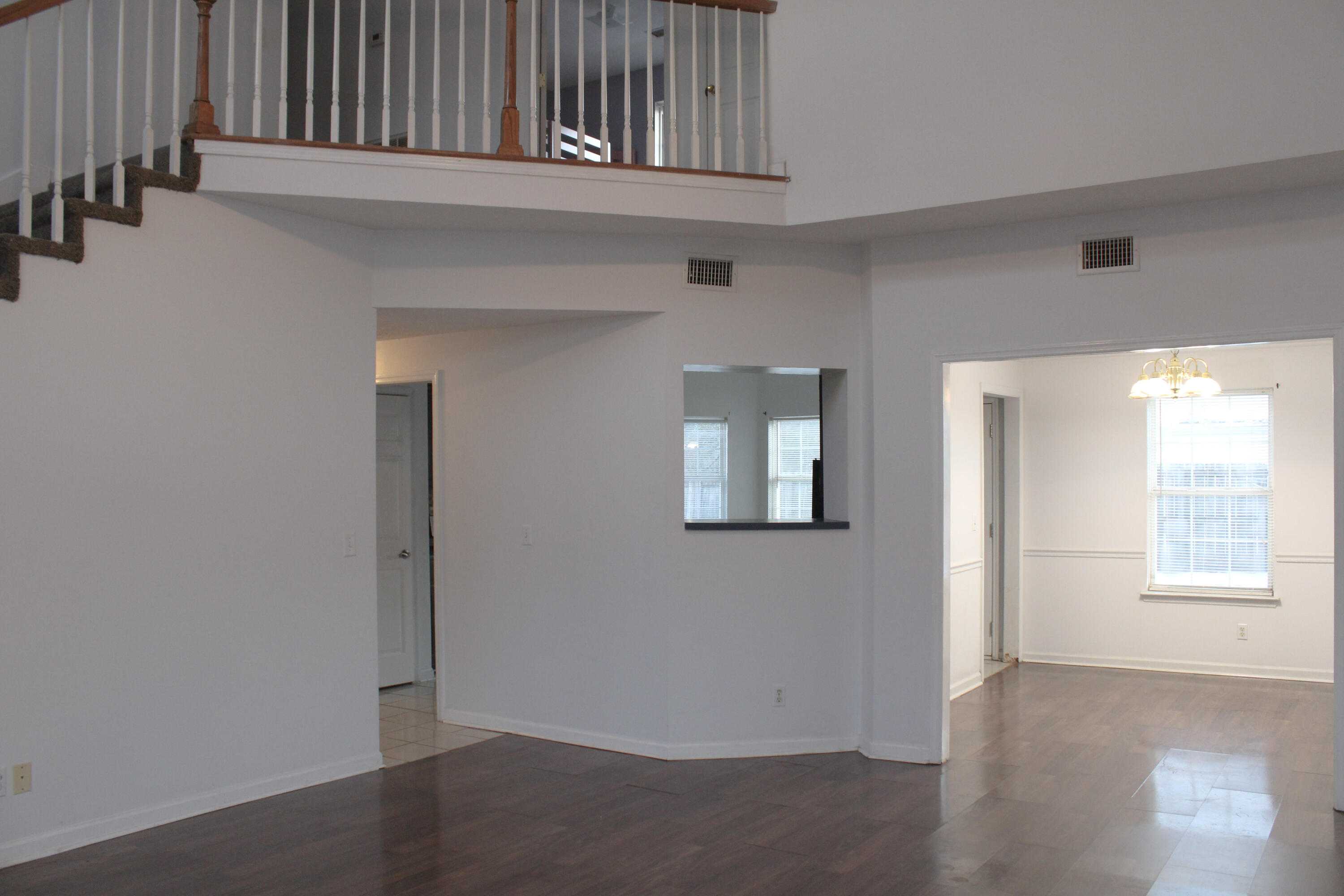 1276 Chase Meadows Circle Hixson, TN 37343 - Photo 4 of 29 2-IMG_3069