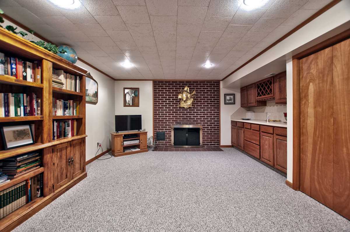 703 North Greene Road Goshen, IN 46526 - Photo 28 of 36 Gallery Image 28