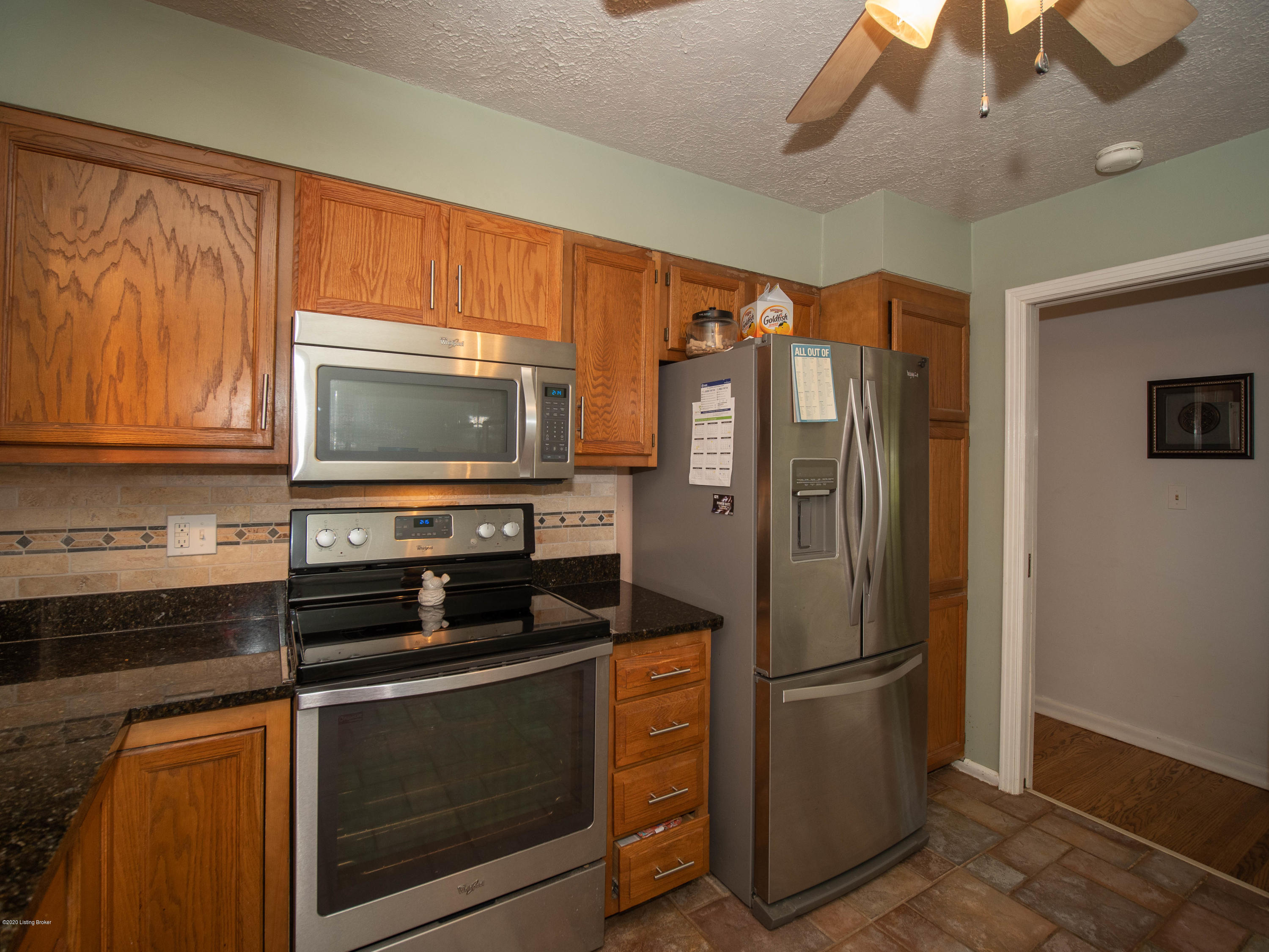 809 Ahland Road Louisville, KY 40207 - Photo 20 of 72 809 Ashland Road-28