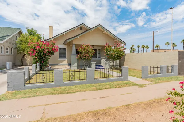 $820,000 | 126 North 9th Avenue, Phoenix, AZ 85007