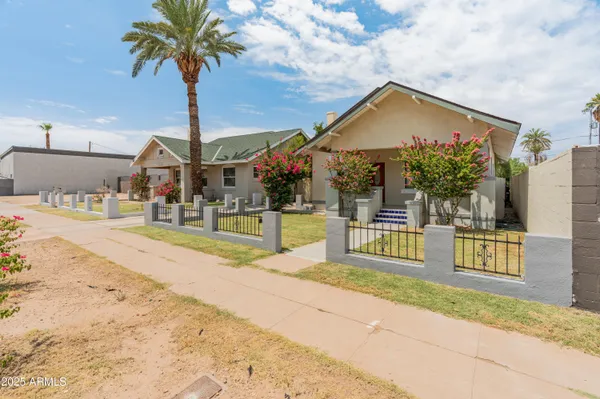 $820,000 | 126 North 9th Avenue, Phoenix, AZ 85007