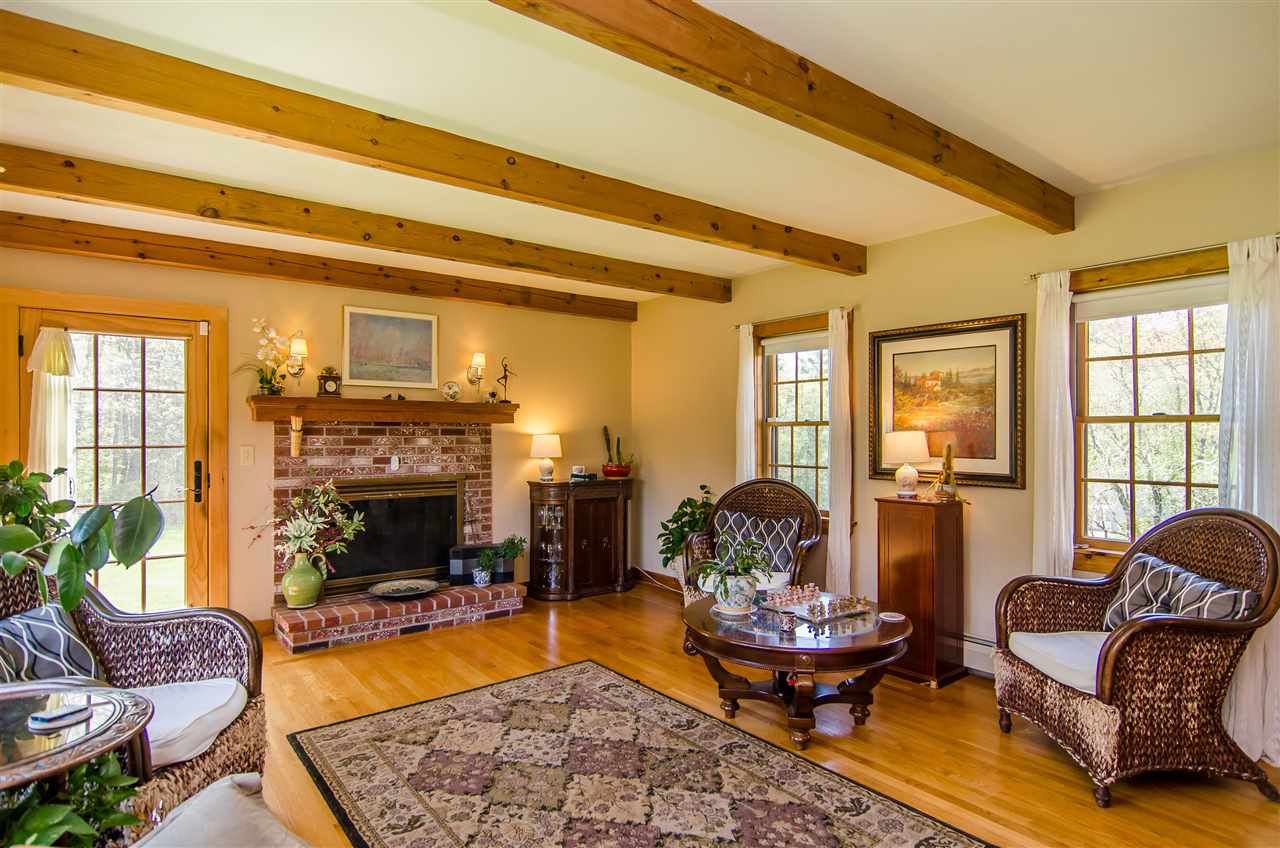 303 Stage Road Nottingham, NH 03290 - Photo 14 of 40