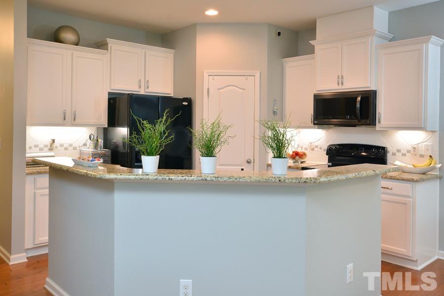 8312 Niayah Way Raleigh, NC 27612 - Photo 8 of 20 Gallery Image 8