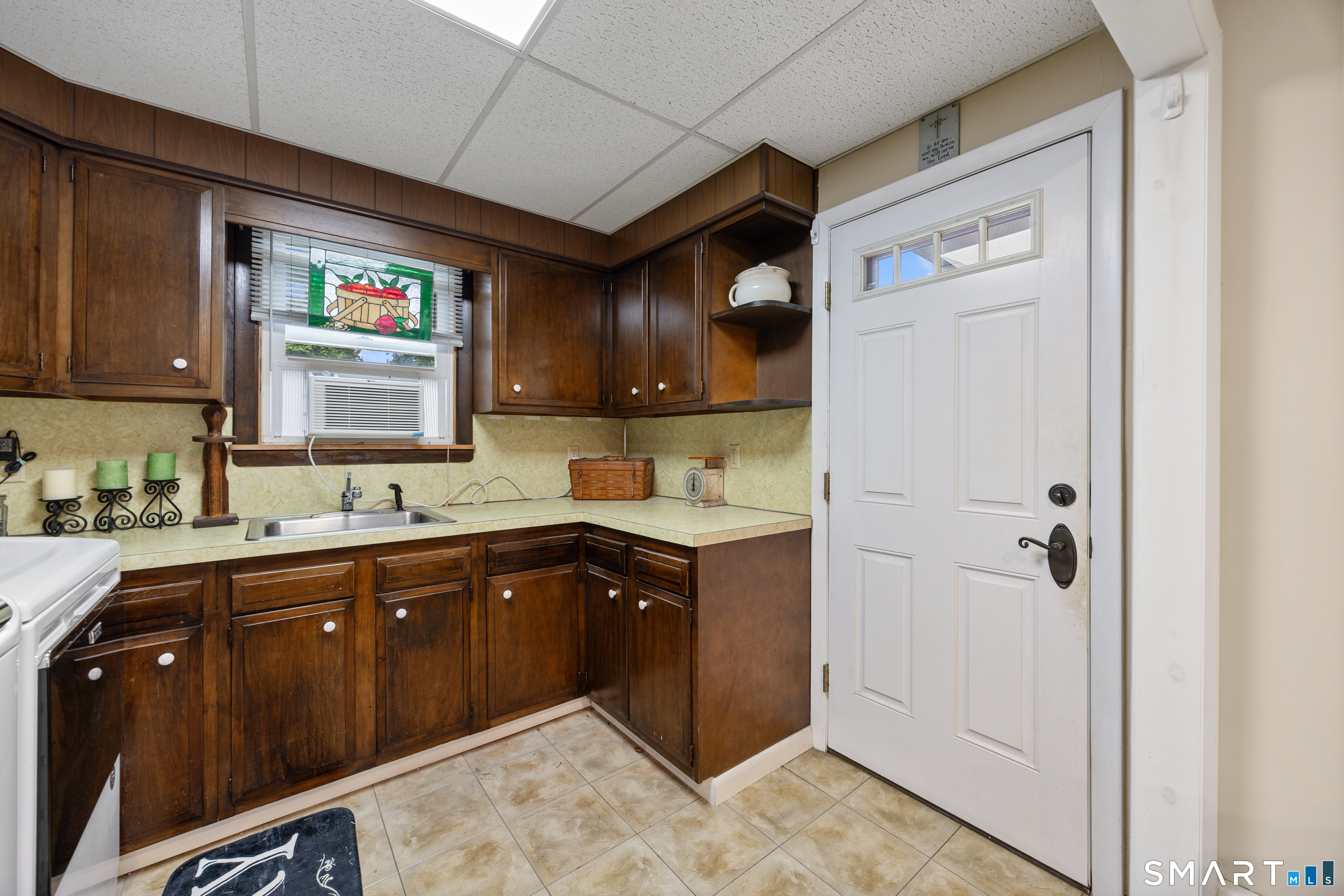 103 Coe Road Wolcott, CT 06716 - Photo 15 of 32 In-Law Separate Entry