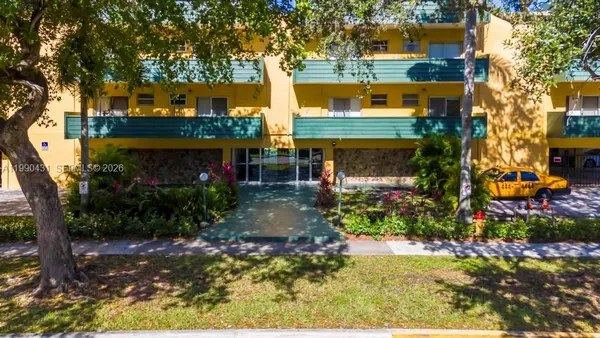 $1,750 | 1975 Northeast 135th Street, Unit 3F, North Miami, FL 33181