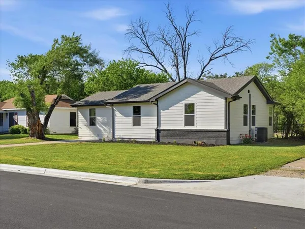 $312,500 | 810 Cordell Street, Denton, TX 76201