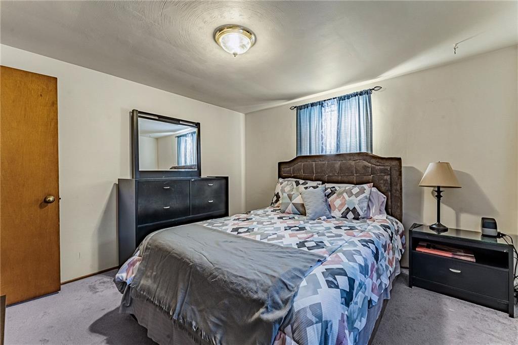6805 Shannon Road Verona, PA 15147 - Photo 4 of 24 Gallery Image 4