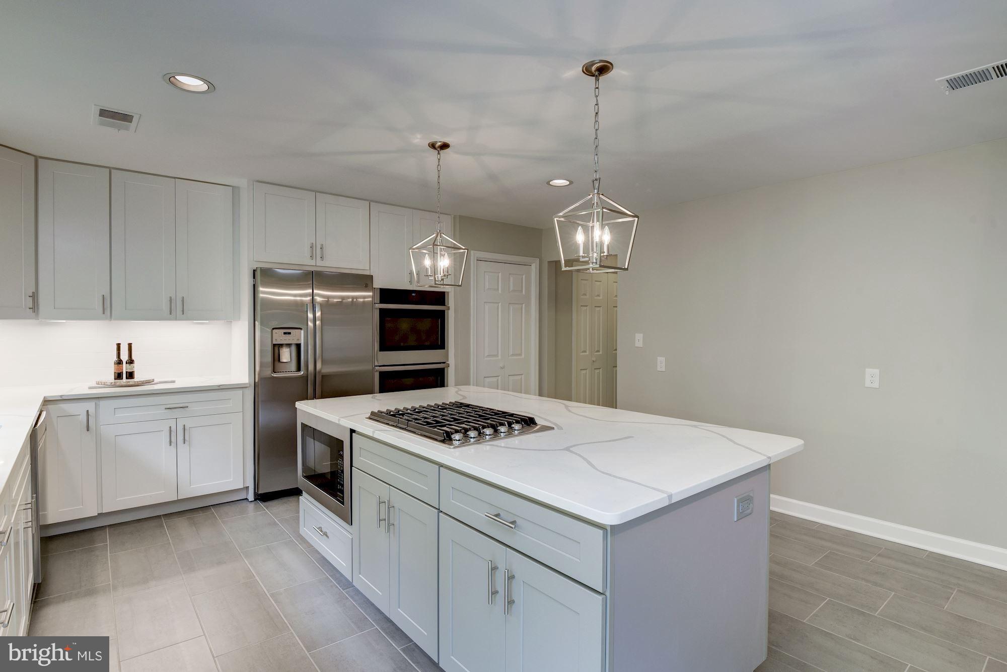 11633 Falls Road Potomac, MD 20854 - Photo 12 of 45