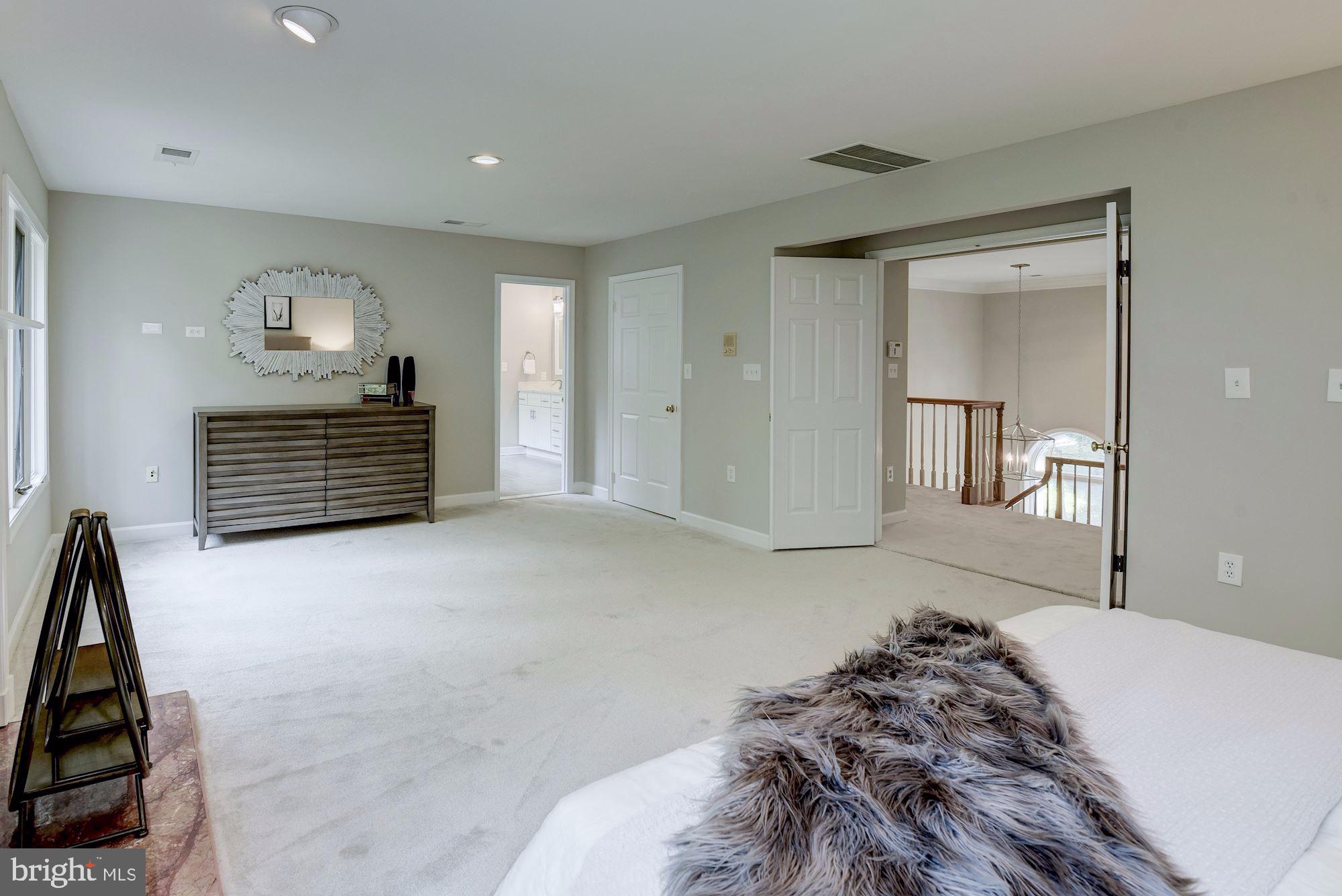 11633 Falls Road Potomac, MD 20854 - Photo 26 of 45