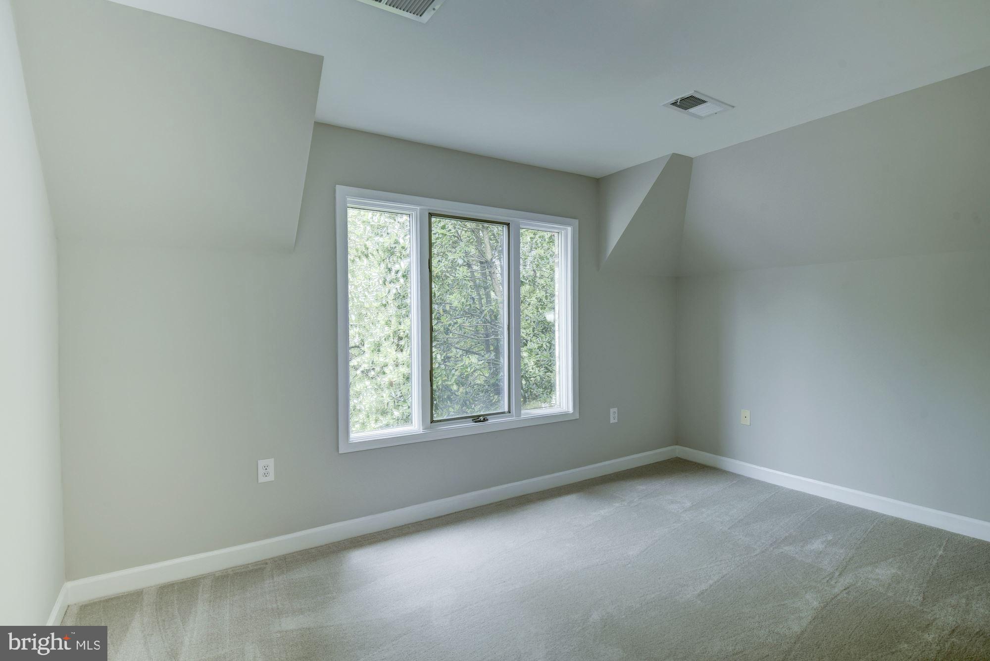 11633 Falls Road Potomac, MD 20854 - Photo 33 of 45