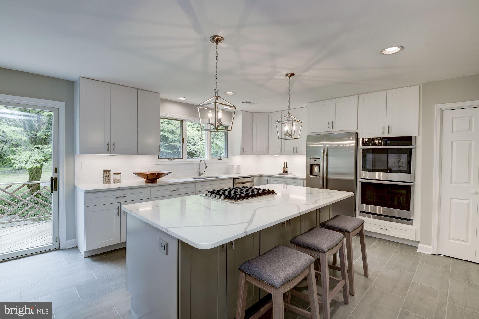 11633 Falls Road Potomac, MD 20854 - Photo 7 of 45