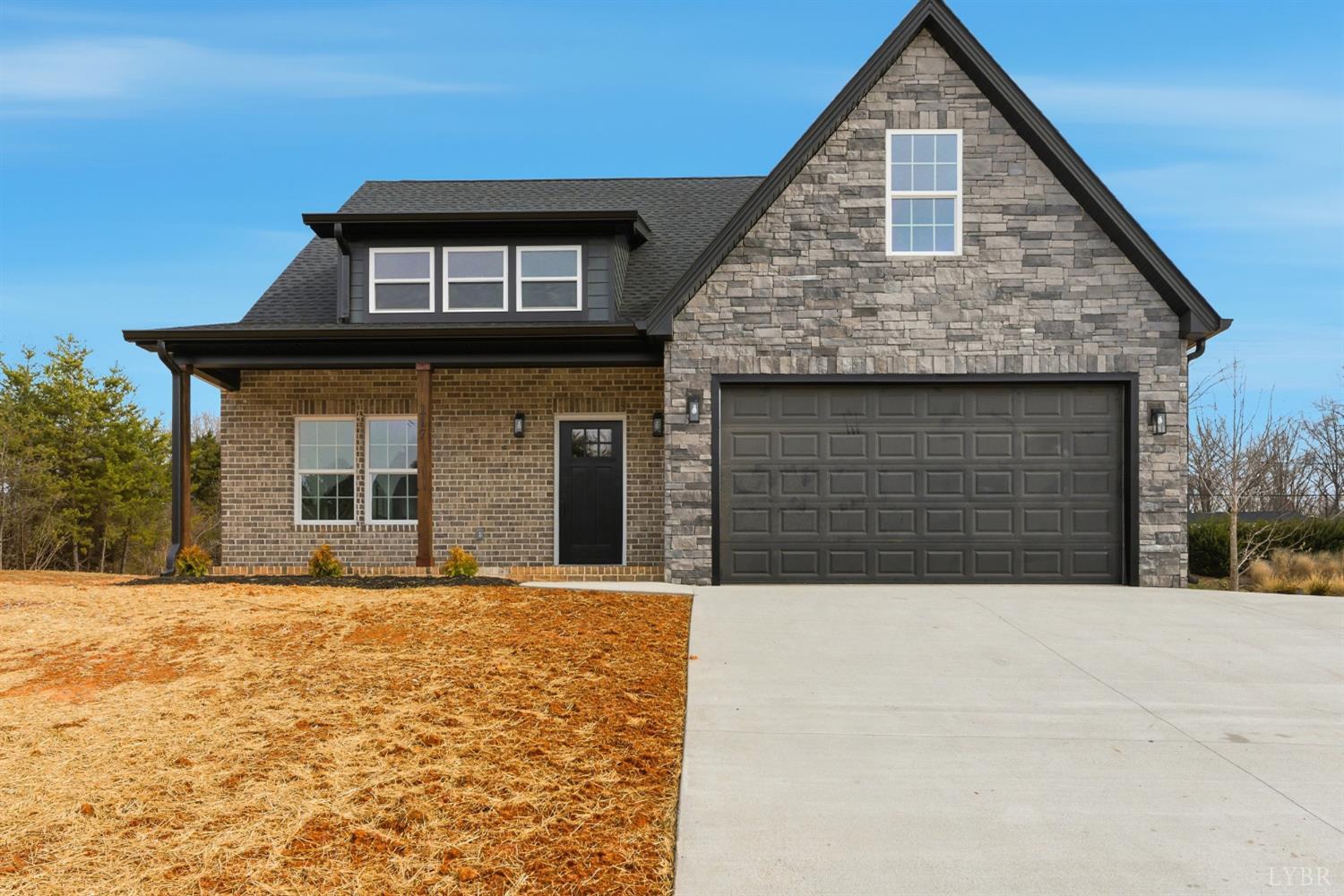 217 Stonegate Way Danville, VA 24541 - Photo 2 of 52