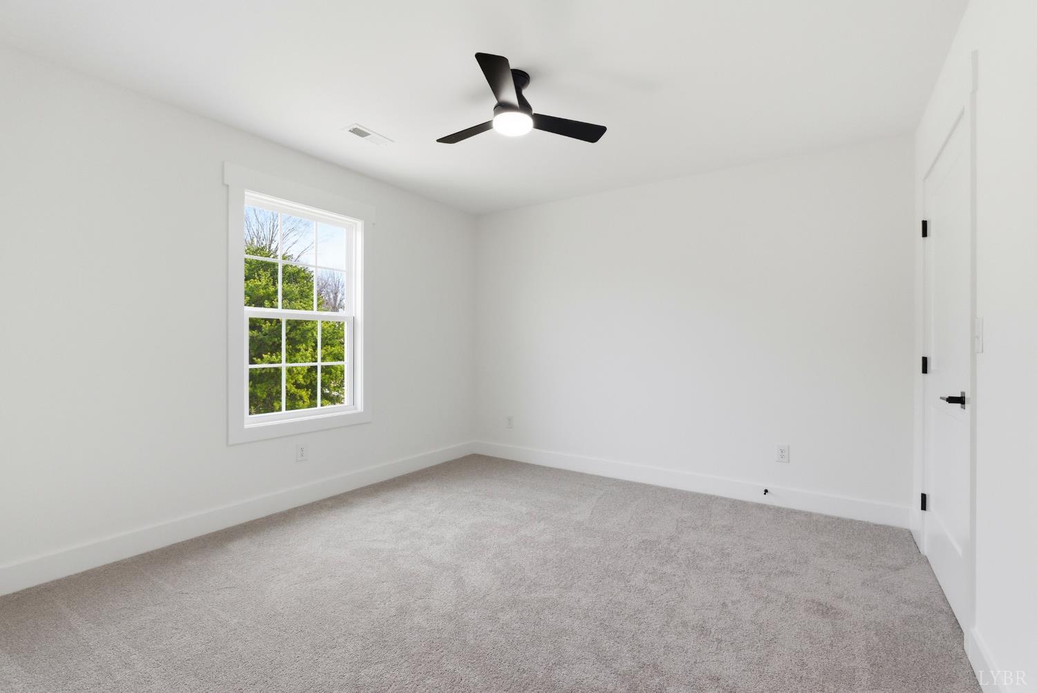 217 Stonegate Way Danville, VA 24541 - Photo 35 of 52
