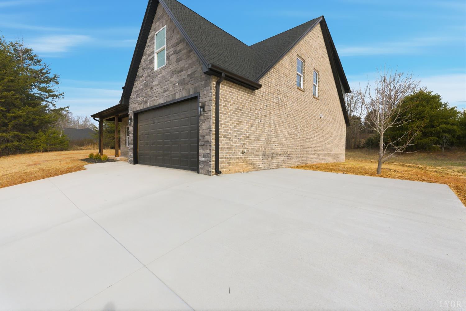 217 Stonegate Way Danville, VA 24541 - Photo 40 of 52