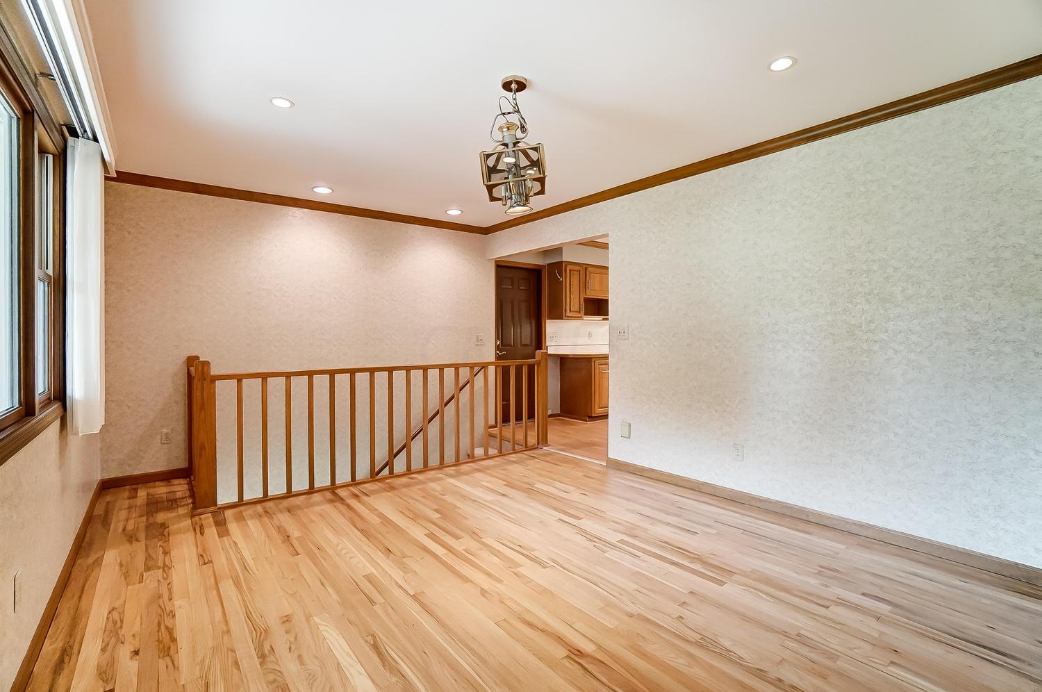 4375 Harborough Road Upper Arlington, OH 43220 - Photo 14 of 38