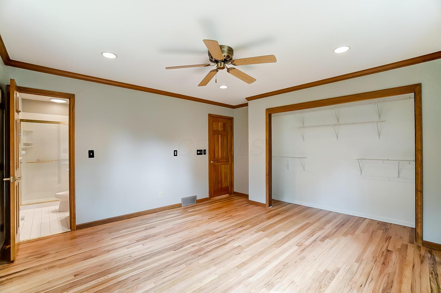 4375 Harborough Road Upper Arlington, OH 43220 - Photo 16 of 38