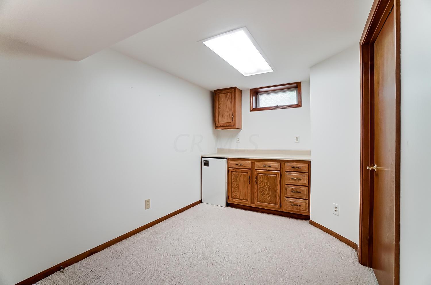 4375 Harborough Road Upper Arlington, OH 43220 - Photo 26 of 38