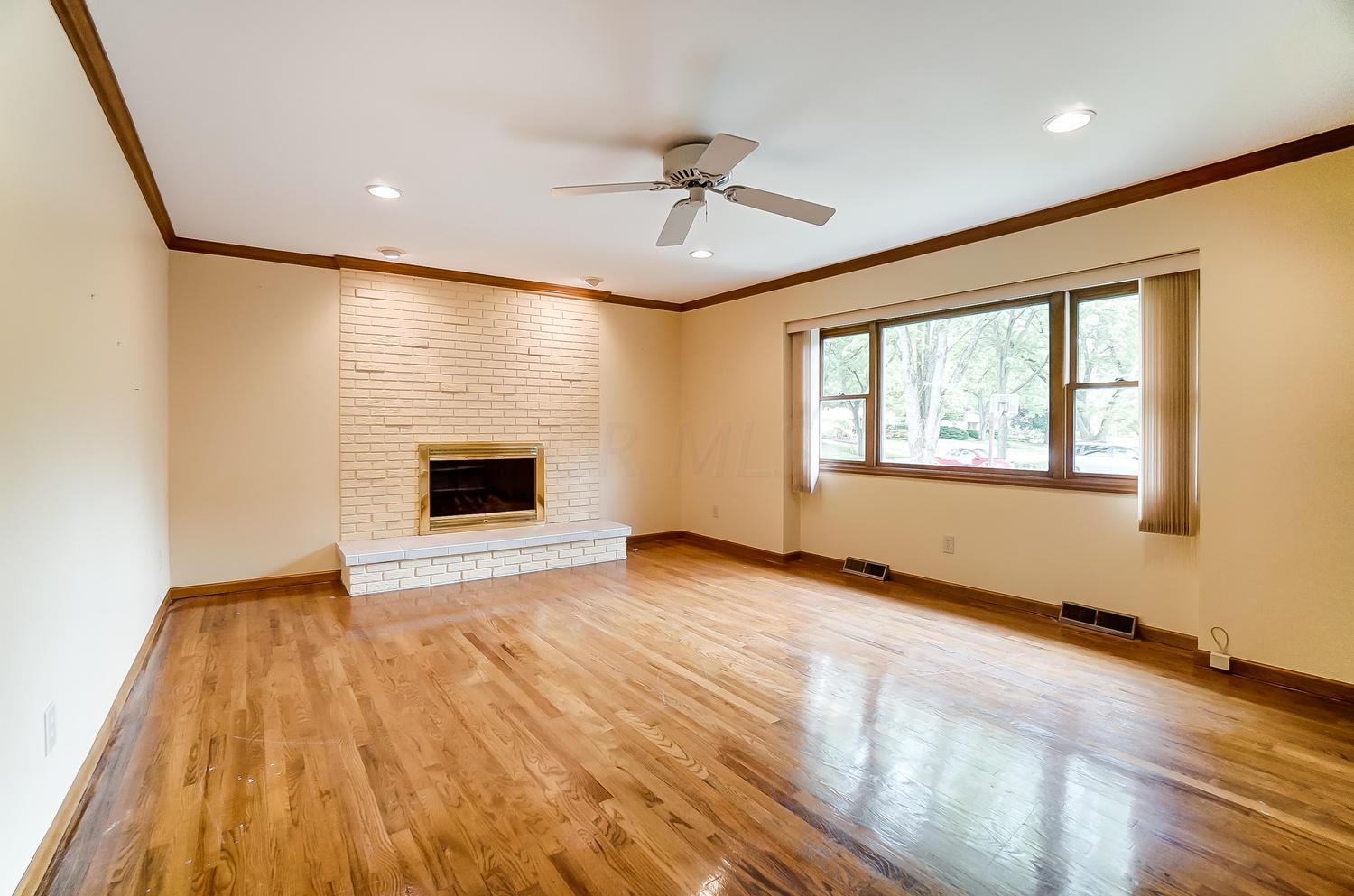 4375 Harborough Road Upper Arlington, OH 43220 - Photo 10 of 38