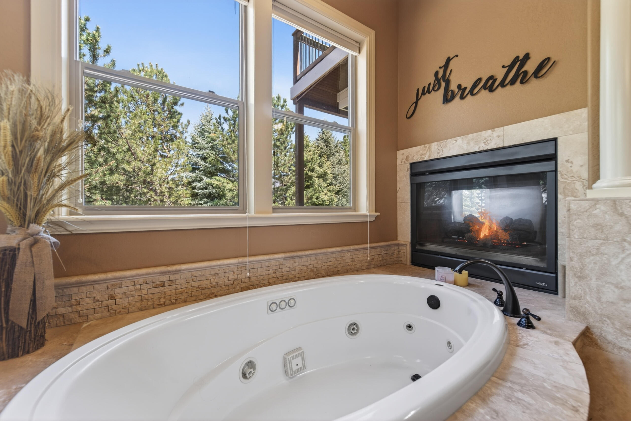 9009 Merlin Drive Redmond, OR 97756 - Photo 34 of 98 JG2_7733