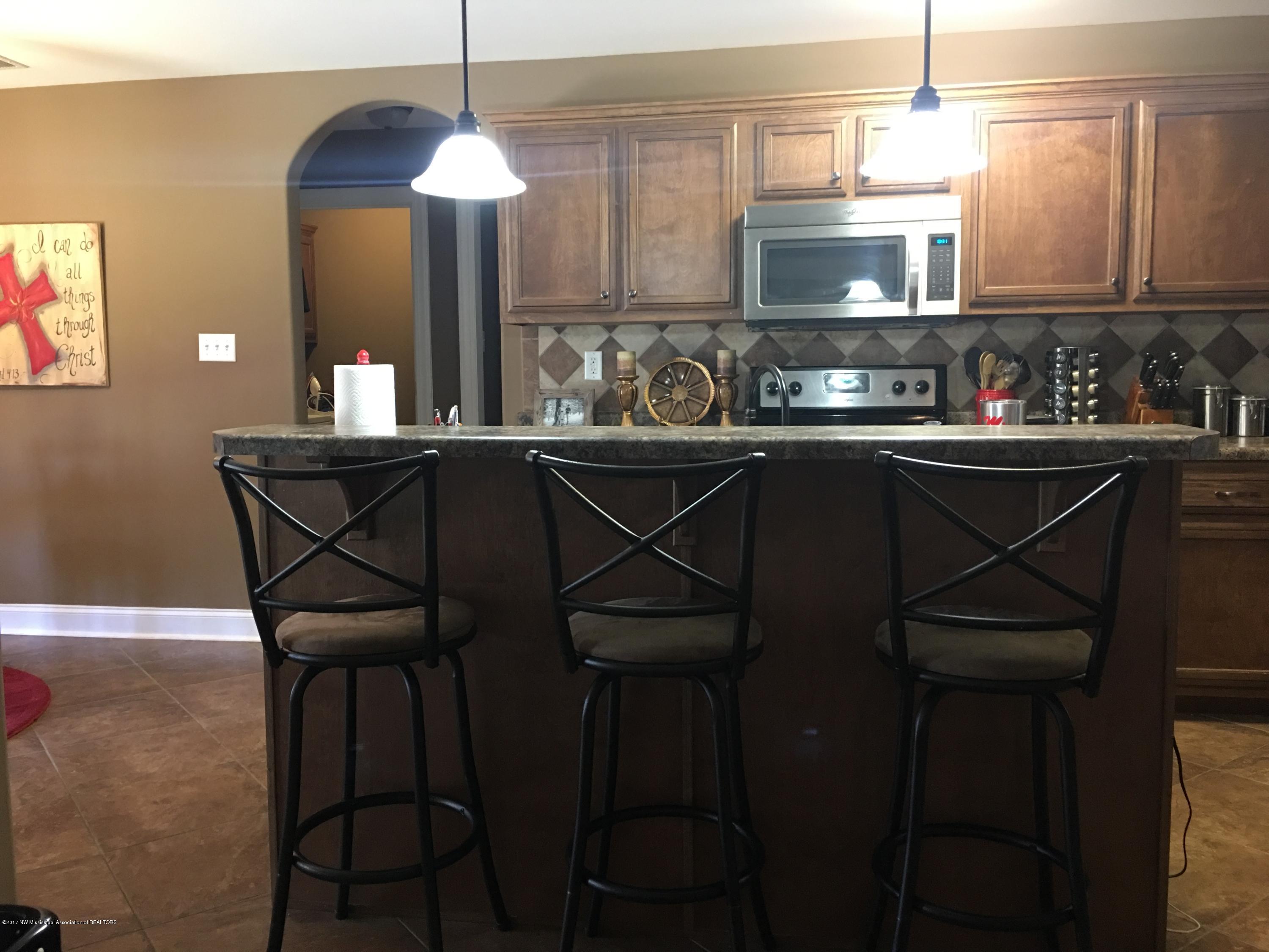 7054 Yellow Dog Road Senatobia, MS 38668 - Photo 18 of 52 Bar