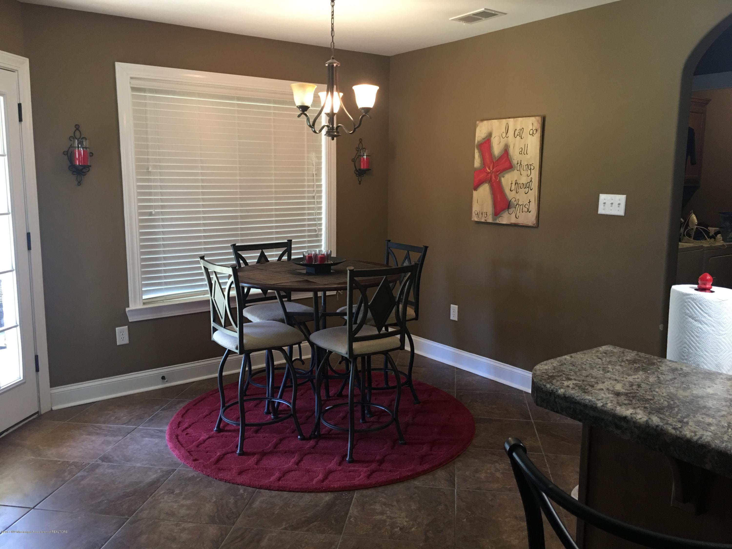 7054 Yellow Dog Road Senatobia, MS 38668 - Photo 23 of 52 Eat in Kitchen