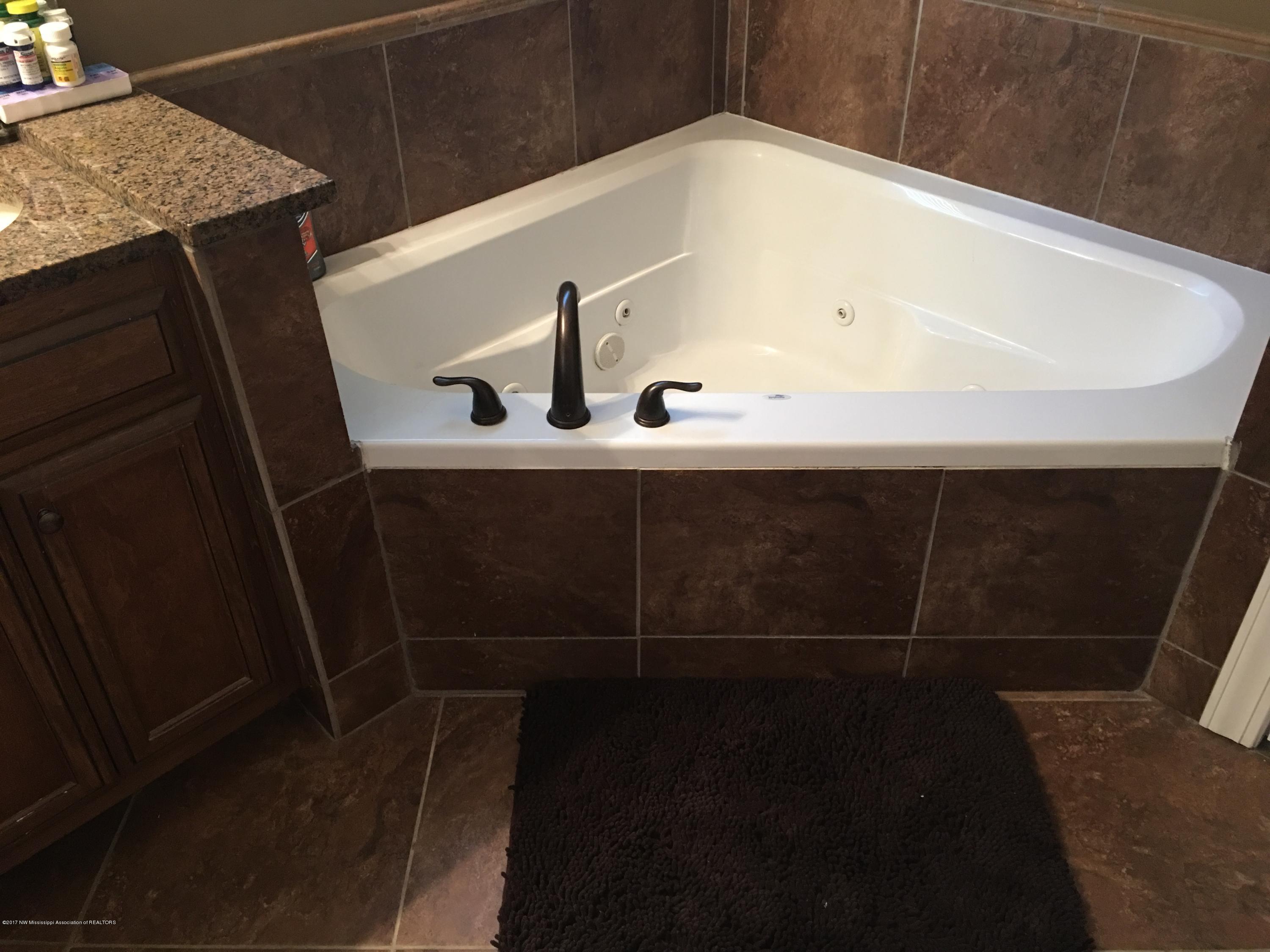 7054 Yellow Dog Road Senatobia, MS 38668 - Photo 32 of 52 Master Bath 2