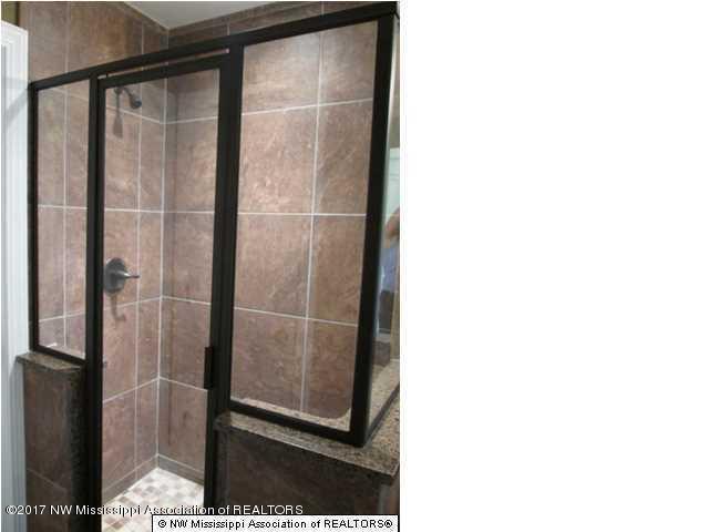 7054 Yellow Dog Road Senatobia, MS 38668 - Photo 36 of 52 Master Shower