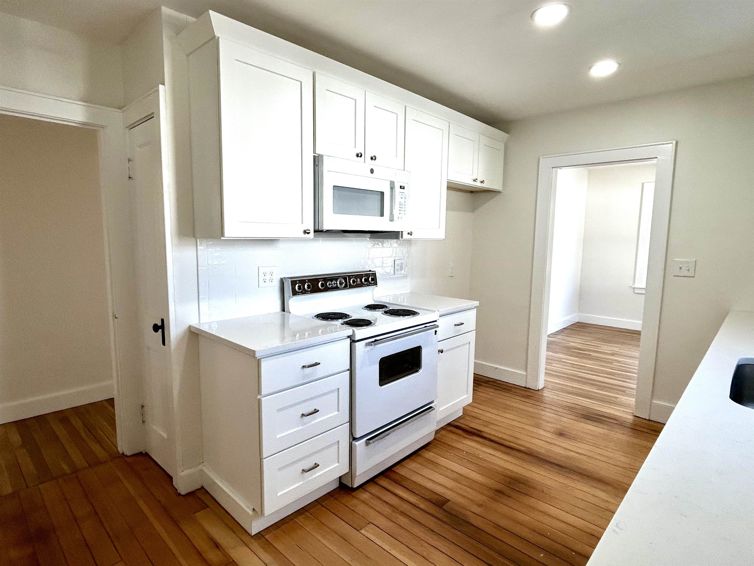 7 Towle Avenue Hampton, NH 03842 - Photo 11 of 22