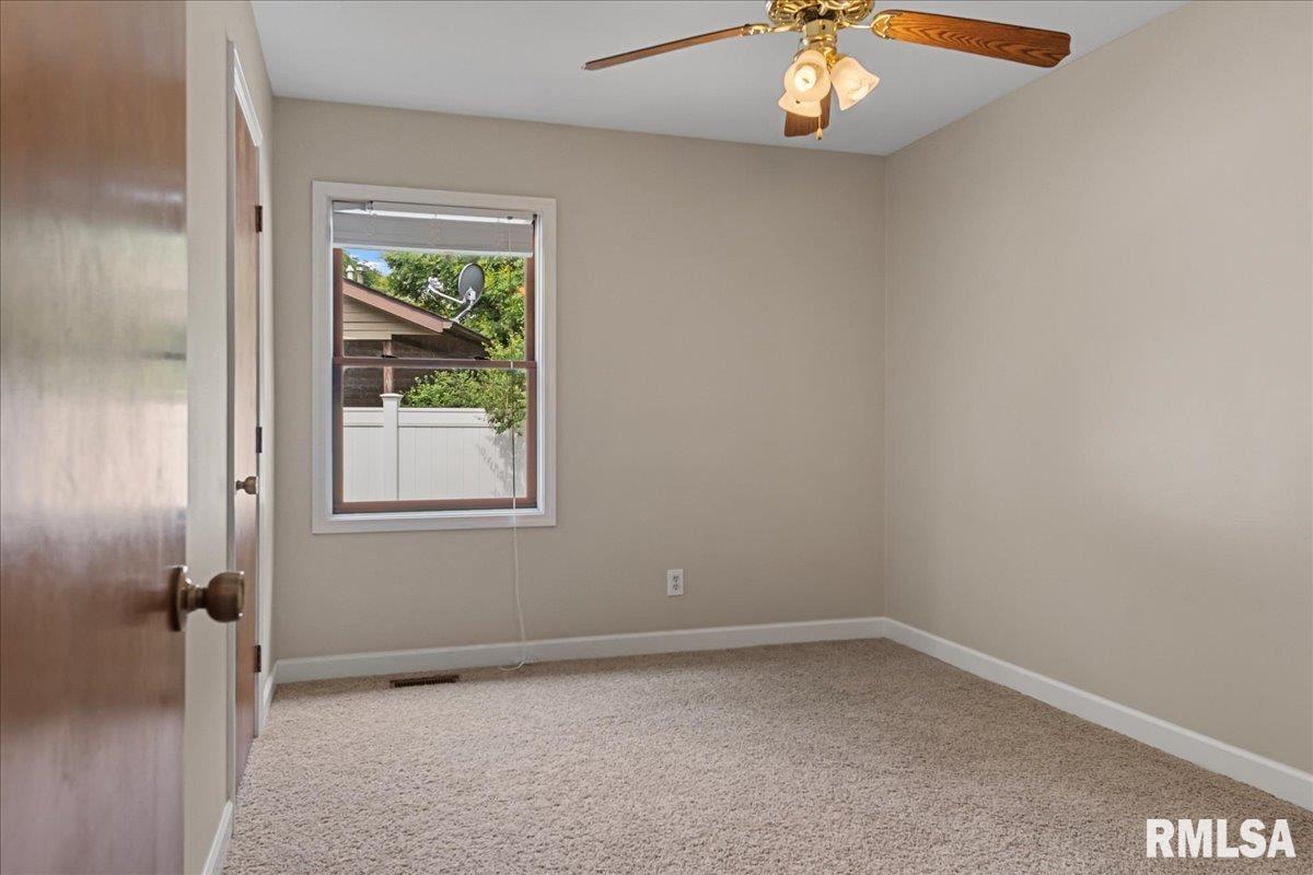 4401 Trevi Drive Springfield, IL 62703 - Photo 18 of 25 Gallery Image 18