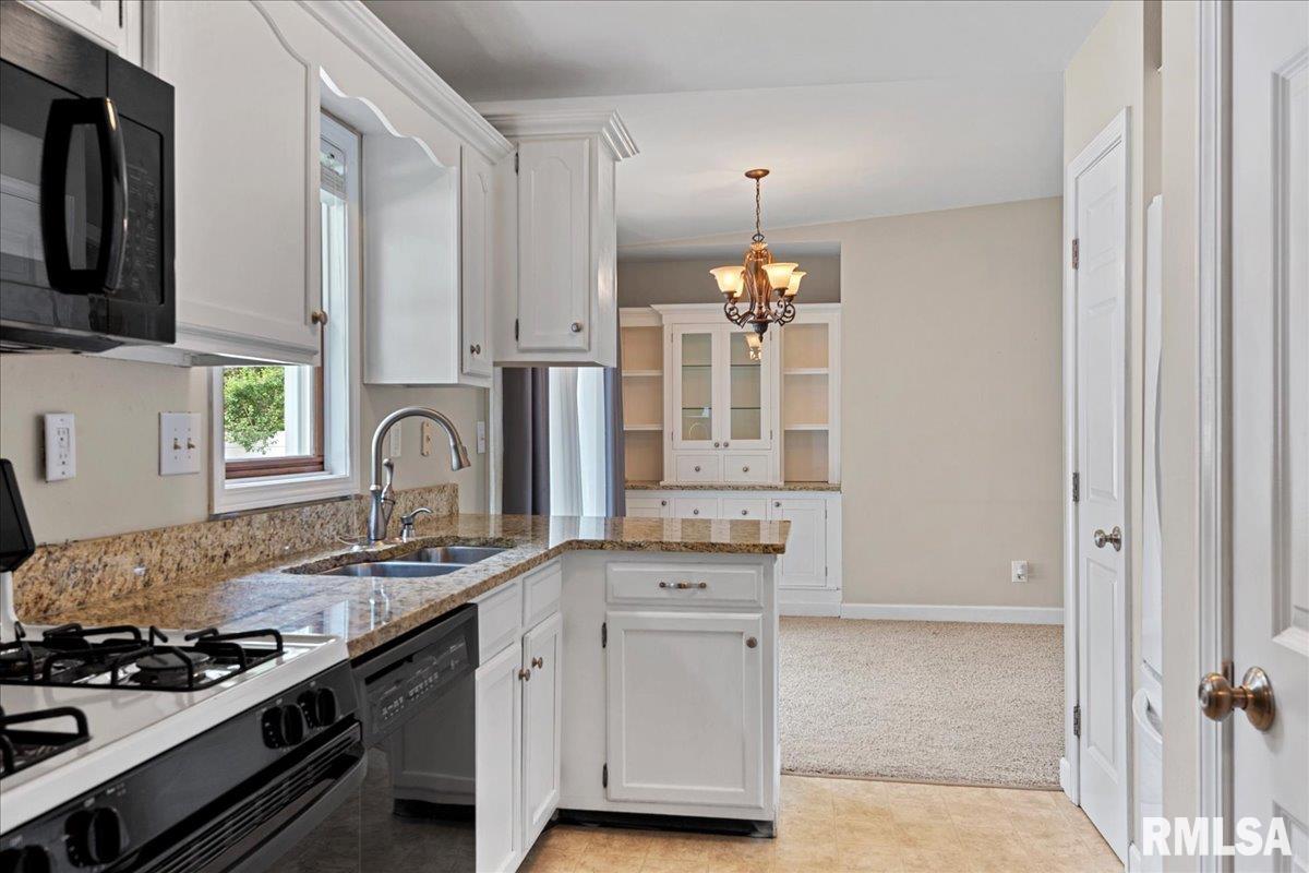 4401 Trevi Drive Springfield, IL 62703 - Photo 8 of 25 Gallery Image 8