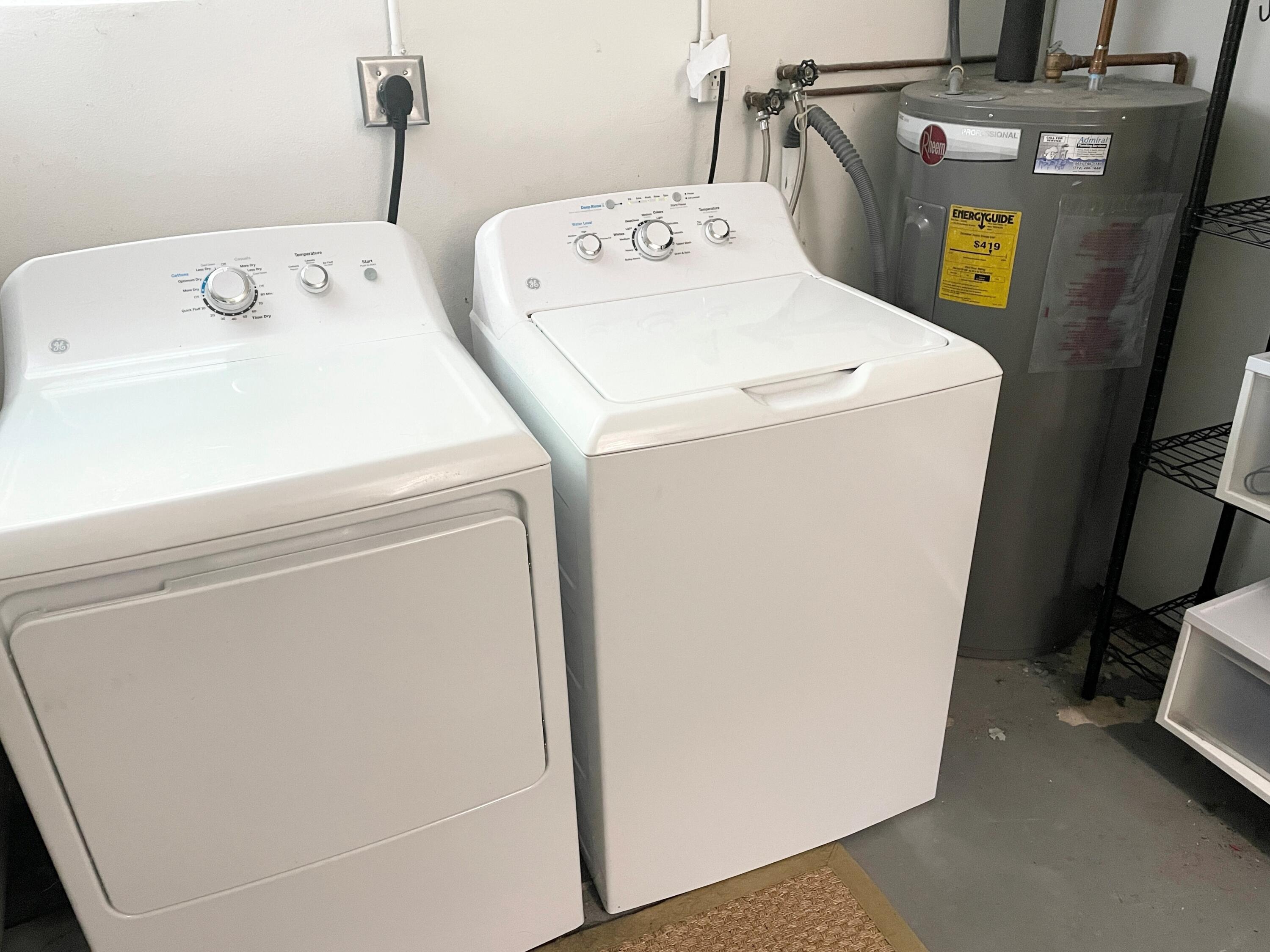 403 West Riverside Drive Tequesta, FL 33469 - Photo 13 of 26 Washer, Dryer