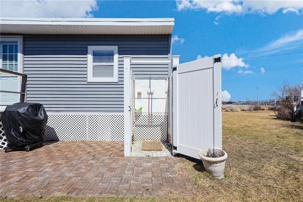 271 Great Island Road, Unit G Narragansett, RI 02882 - Photo 21 of 25 a view of a house with a snow